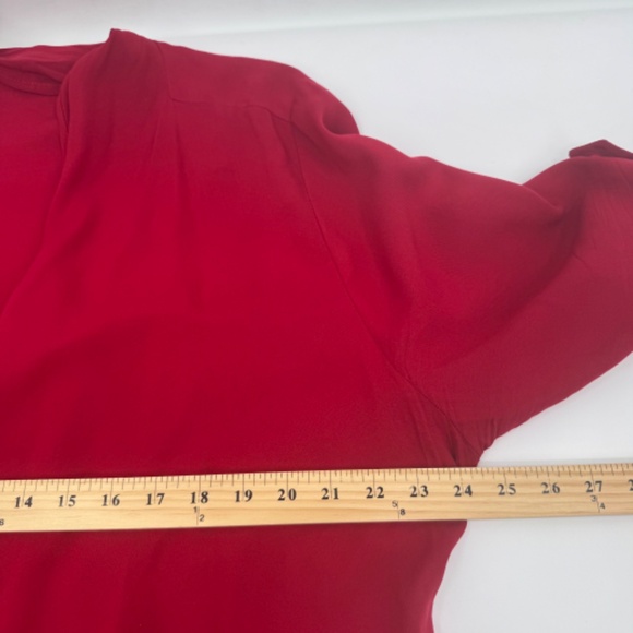 Karen Kane Topper Women 0X Red Open Cropped Roll Tab Sleeves Lightweight Rayon - Picture 11 of 13